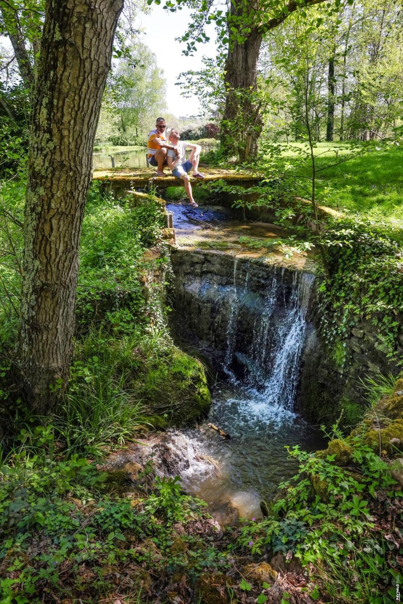 Moulin De Trusse, Maison & Chambres D'Hotes, Tarn La Sauzière-Saint-Jean Esterno foto