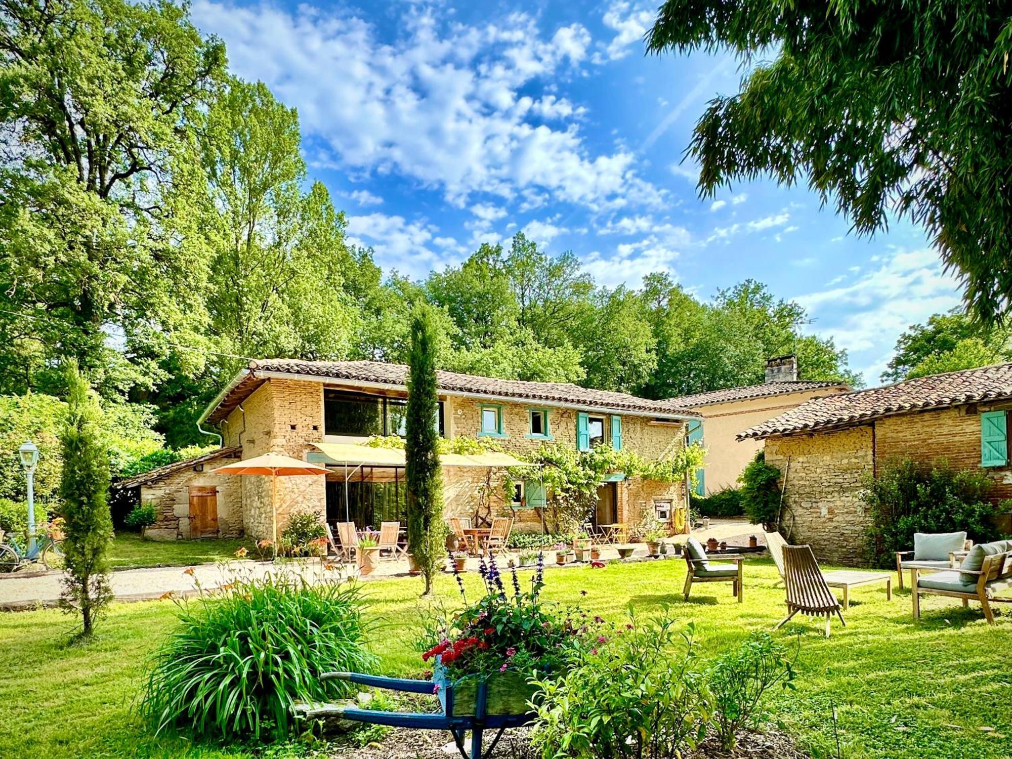 Moulin De Trusse, Maison & Chambres D'Hotes, Tarn La Sauzière-Saint-Jean Esterno foto